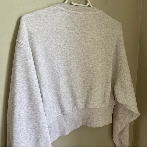 Aritzia TNA Perkins Cropped Sweatshirt Heather Grey Size Small Dolman Sleeves - Picture 6 of 10